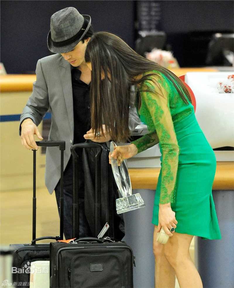 妮娜·杜波夫(Nina Dobrev)精彩图册