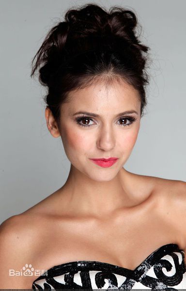高清妮娜·杜波夫(Nina Dobrev)精彩图册