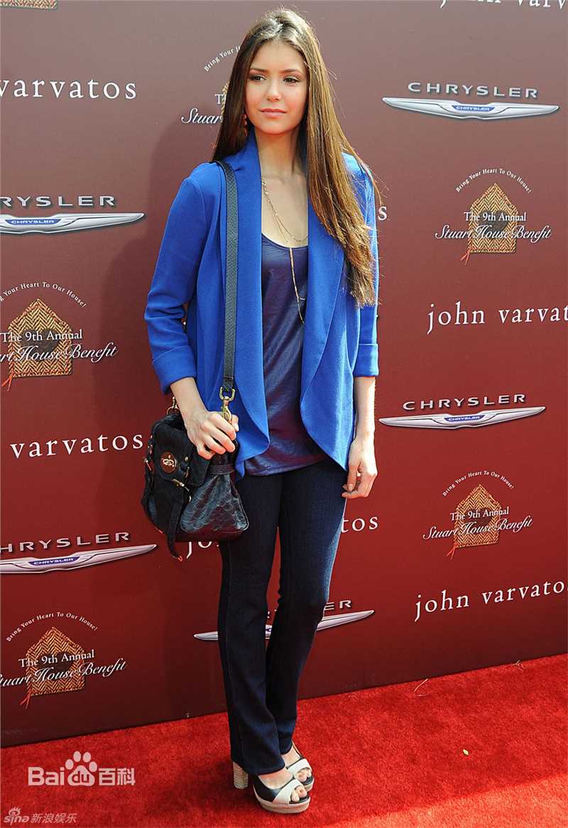 高清妮娜·杜波夫(Nina Dobrev)精彩图册