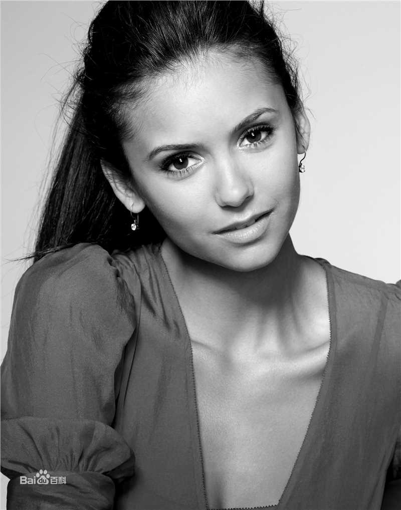最全妮娜·杜波夫(Nina Dobrev)精彩图册