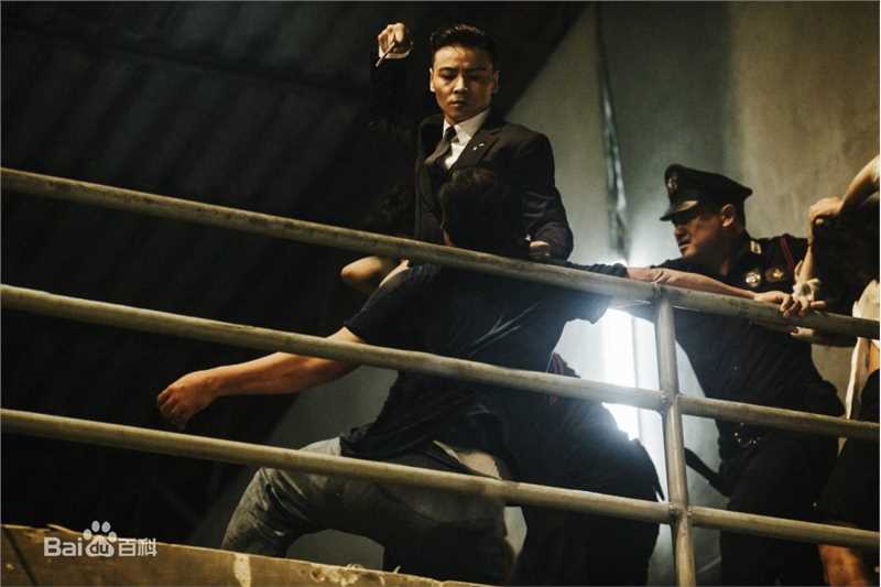 最优质张晋(Max Zhang)在《杀破狼2》饰典狱长高晋中的相册