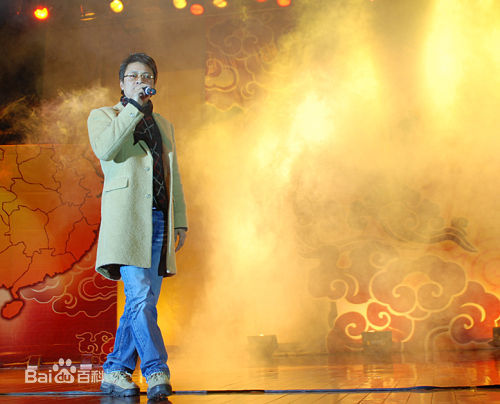 尹天照(Eric)活动照生活照