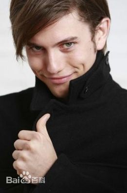 高清杰克逊·拉斯波恩(Jackson Rathbone)图片