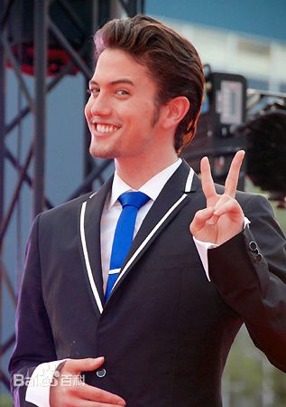 高清杰克逊·拉斯波恩(Jackson Rathbone)图片
