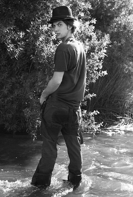 杰克逊·拉斯波恩(Jackson Rathbone)精彩图册