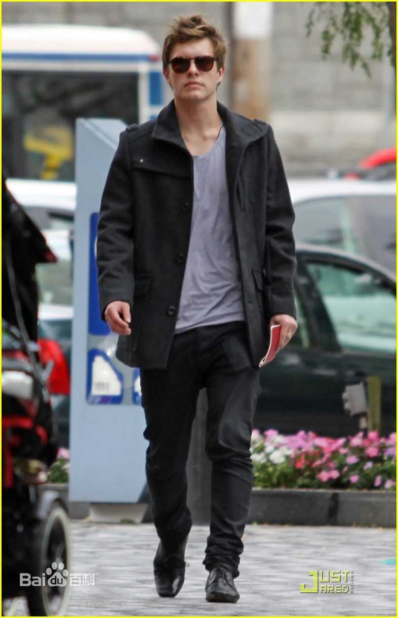 杰克逊·拉斯波恩(Jackson Rathbone)精彩图册