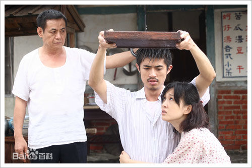 高清梁正群在《恋恋阿里山》、李佳豫中的图集