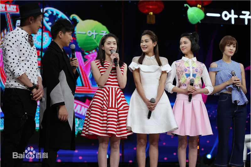 张雪迎(Sophie)天天向上壁纸壁纸