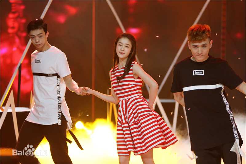 张雪迎(Sophie)天天向上壁纸壁纸