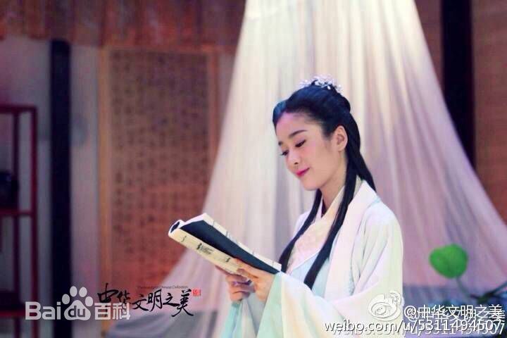 张雪迎(Sophie)天天向上壁纸壁纸