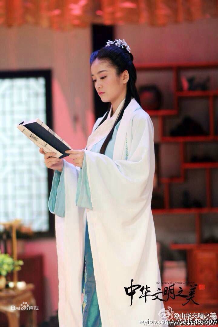 张雪迎(Sophie)天天向上壁纸壁纸