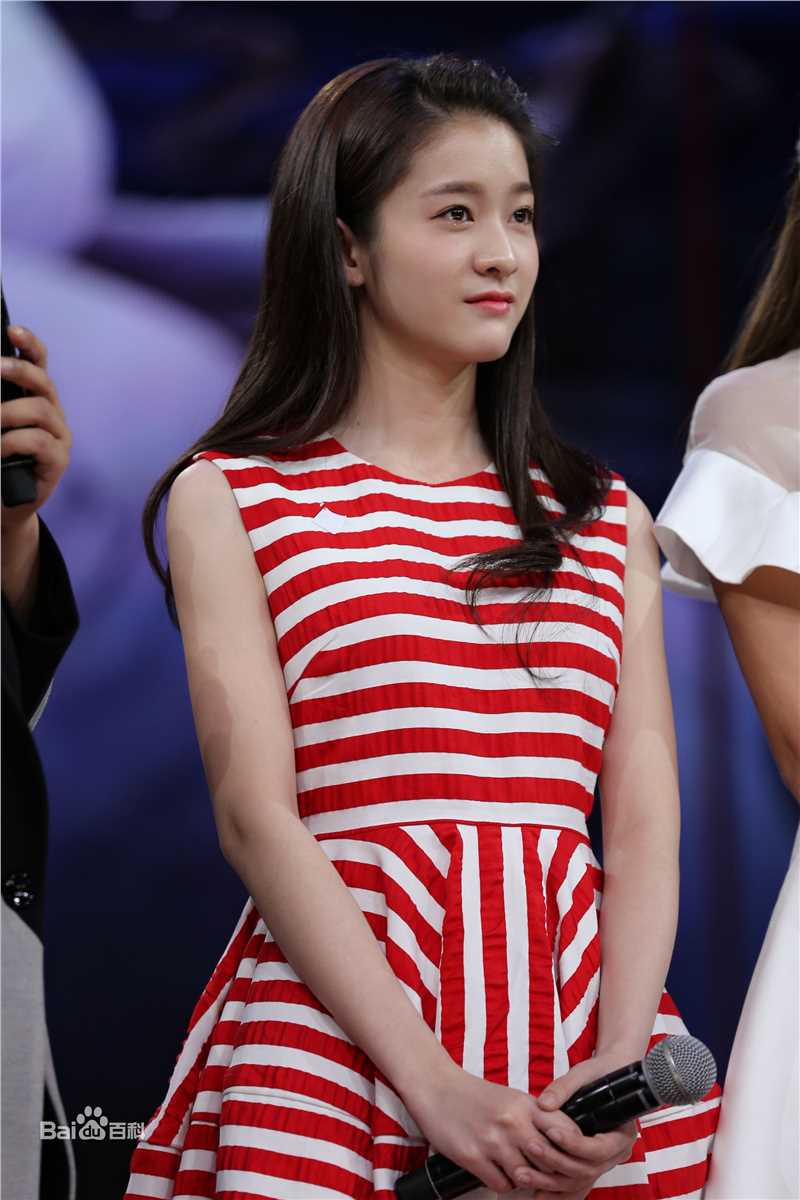 张雪迎(Sophie)天天向上壁纸壁纸