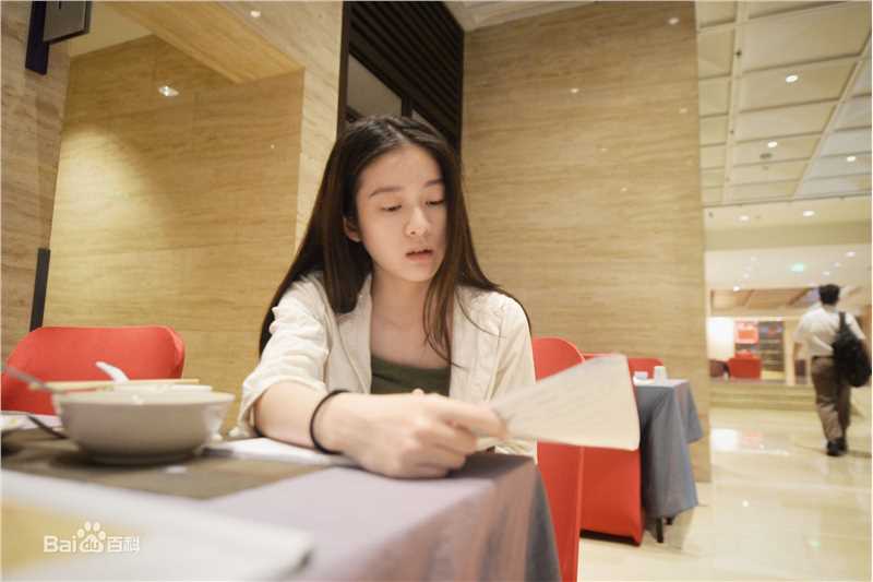 张雪迎(Sophie)高考素颜照相册