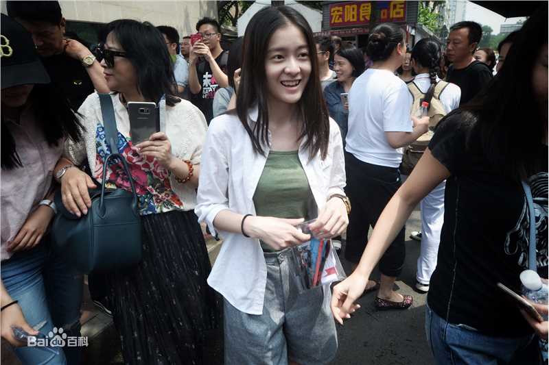 张雪迎(Sophie)高考素颜照相册