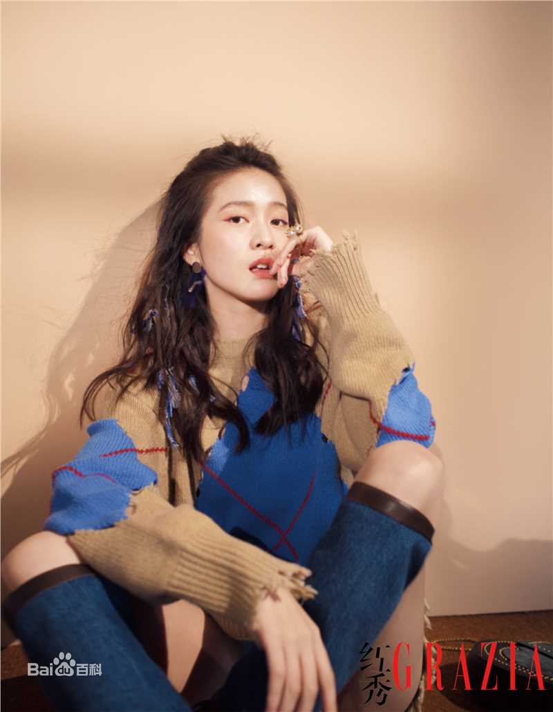 张雪迎(Sophie)红秀GRAZIA图片图册