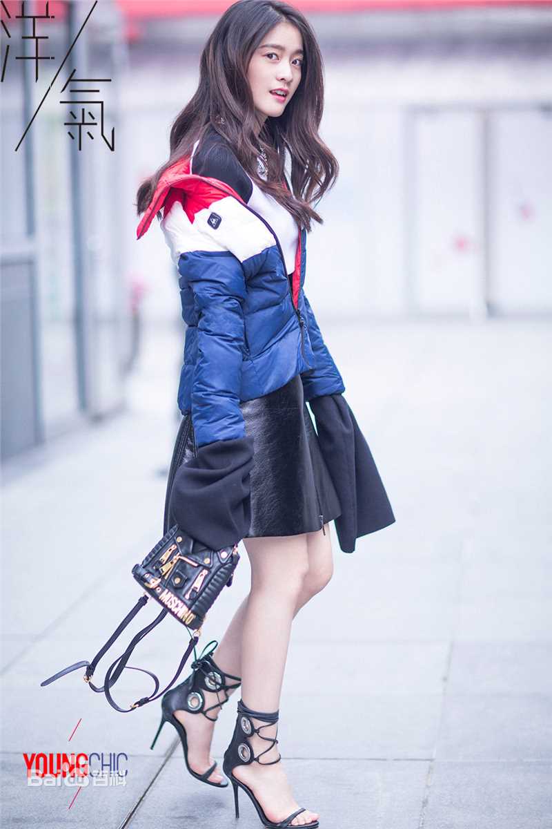 张雪迎(Sophie)洋气  街拍性感图片壁纸