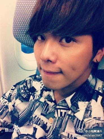 黄鸿升(Alien Huang)生活照素颜照相册