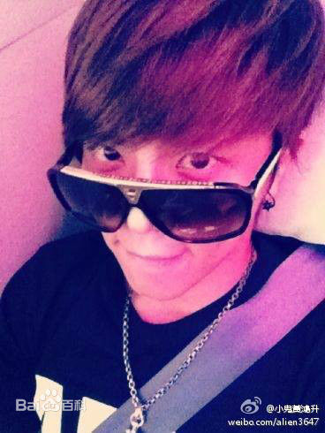 黄鸿升(Alien Huang)生活照素颜照相册