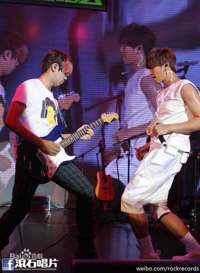 黄鸿升(Alien Huang)超有感内地首唱会前后照片