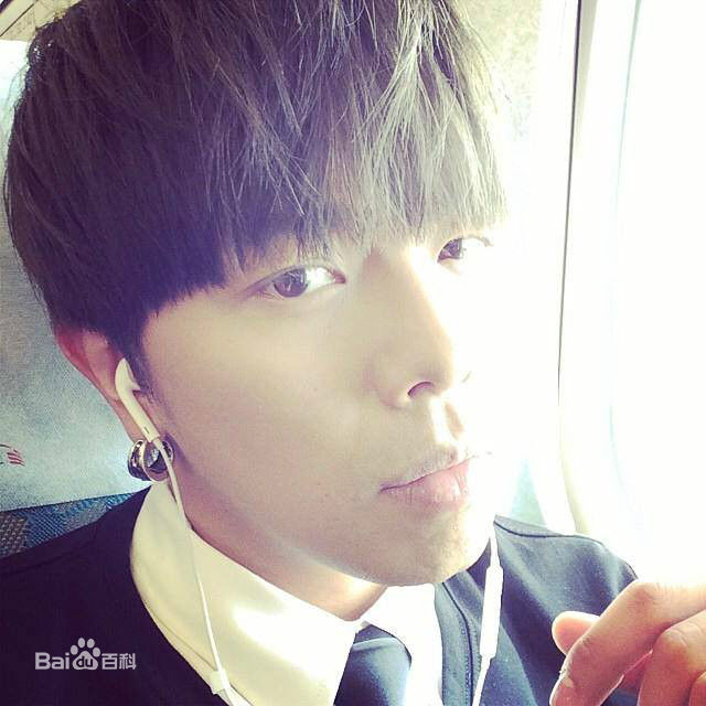 黄鸿升(Alien Huang)前后照片