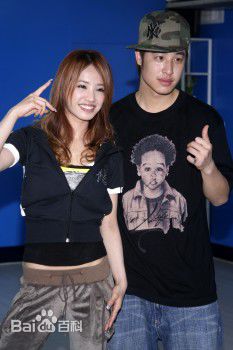 潘玮柏(Wilber Pan)合照素颜照相册