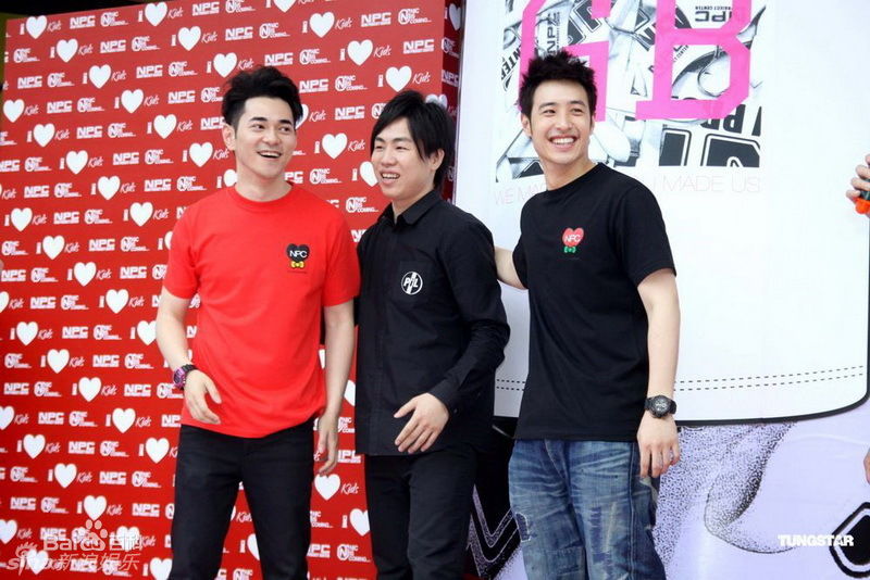 潘玮柏(Wilber Pan)宣传性感图片图集