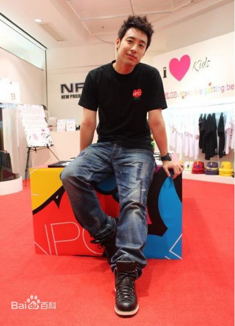 潘玮柏(Wilber Pan)宣传性感图片图集