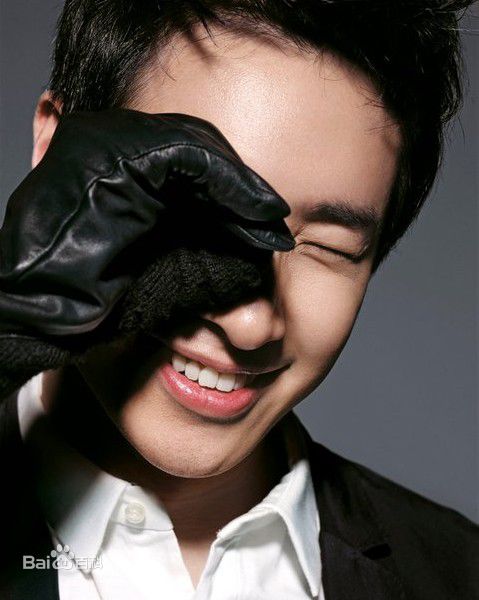 潘玮柏(Wilber Pan)最全杂志照相册