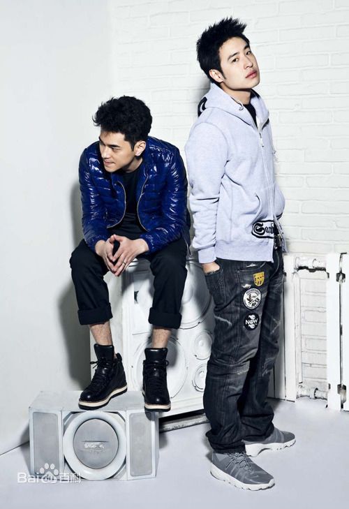 潘玮柏(Wilber Pan)最全杂志照相册