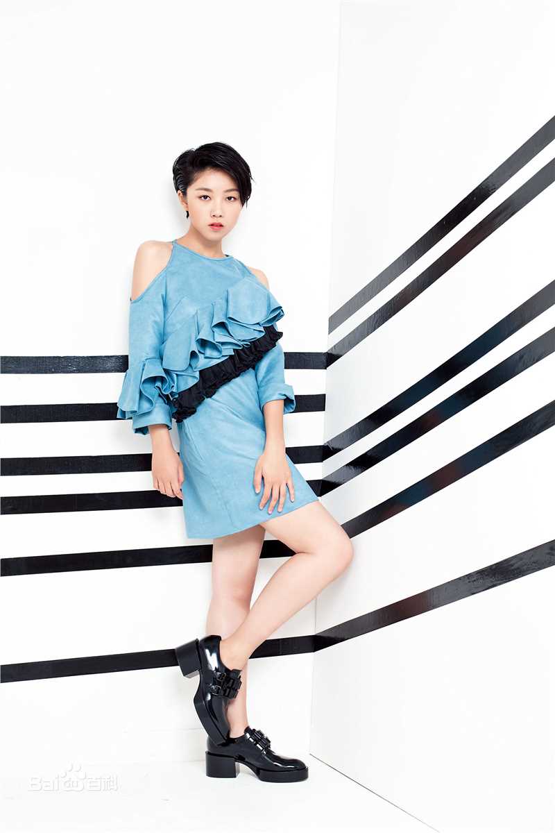 颜卓灵(Cherry Ngan)流行新姿素颜照相册