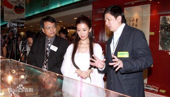 谢婷婷2010年05月01日金庸武林新天地活动照生活照相册