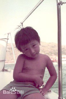 方力申(Alex Fong)小时候生活照相册