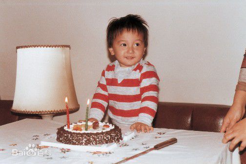 方力申(Alex Fong)小时候生活照相册