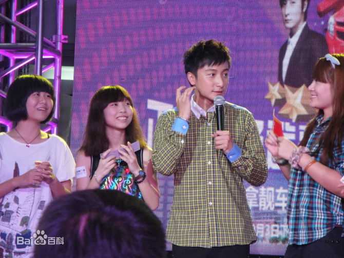 方力申(Alex Fong)2010张敬轩歌友会图片图集