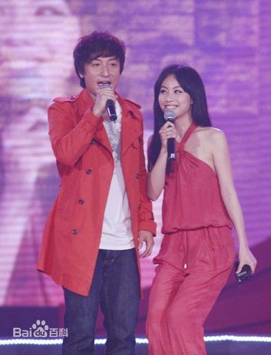 方力申(Alex Fong)2011东莞红馆群星演唱会壁纸壁纸