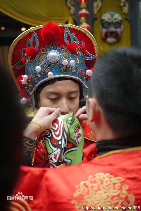 方力申(Alex Fong)2010湖南卫视勇往直前性感图片图集