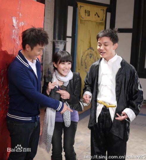 方力申(Alex Fong)2010湖南卫视勇往直前性感图片图集