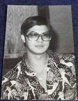 邓光荣(Alan Tang Kwong Wing)年轻时候图册