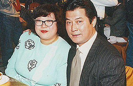 邓光荣(Alan Tang Kwong Wing)前后照片