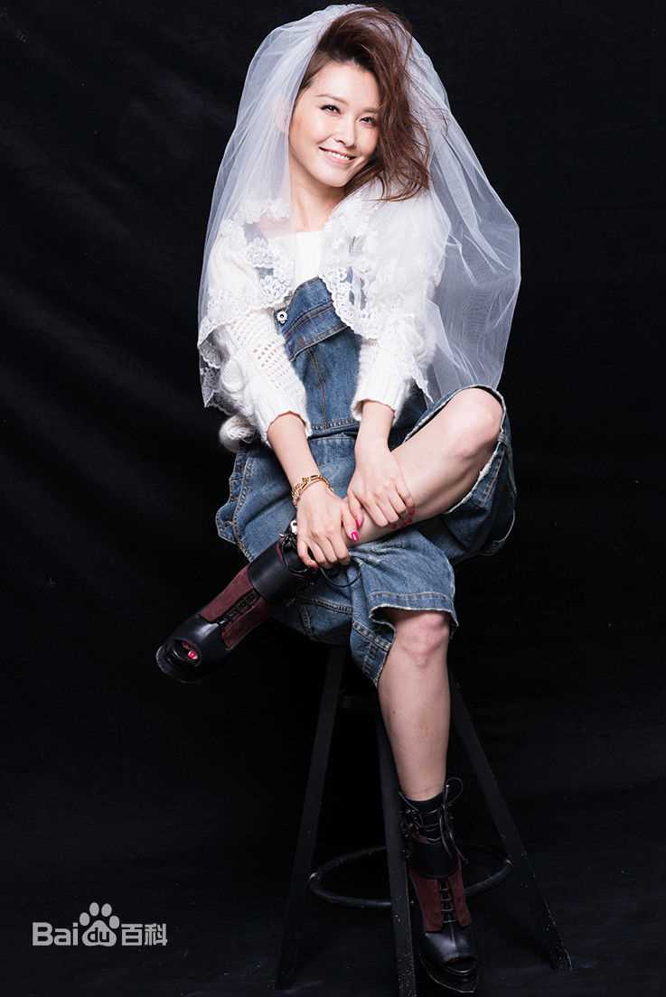 徐洁儿(Jill Hsu)时尚大片性感图片图集