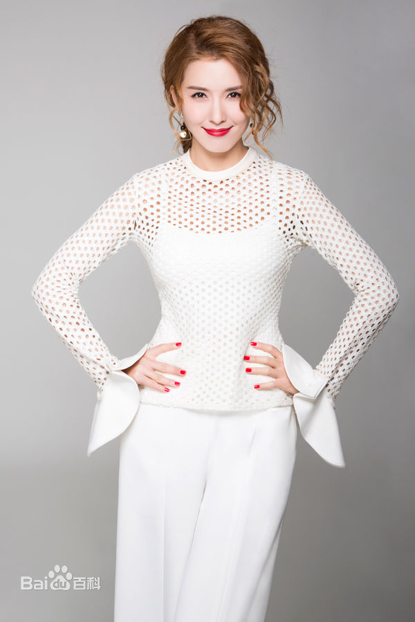 徐洁儿(Jill Hsu)最全轻熟风时尚壁纸