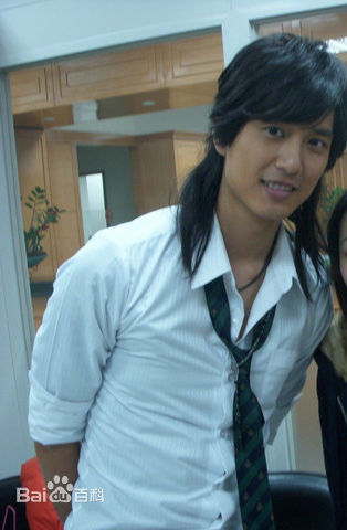 陈支恺(Chen Zhikai)陈至恺封面海报