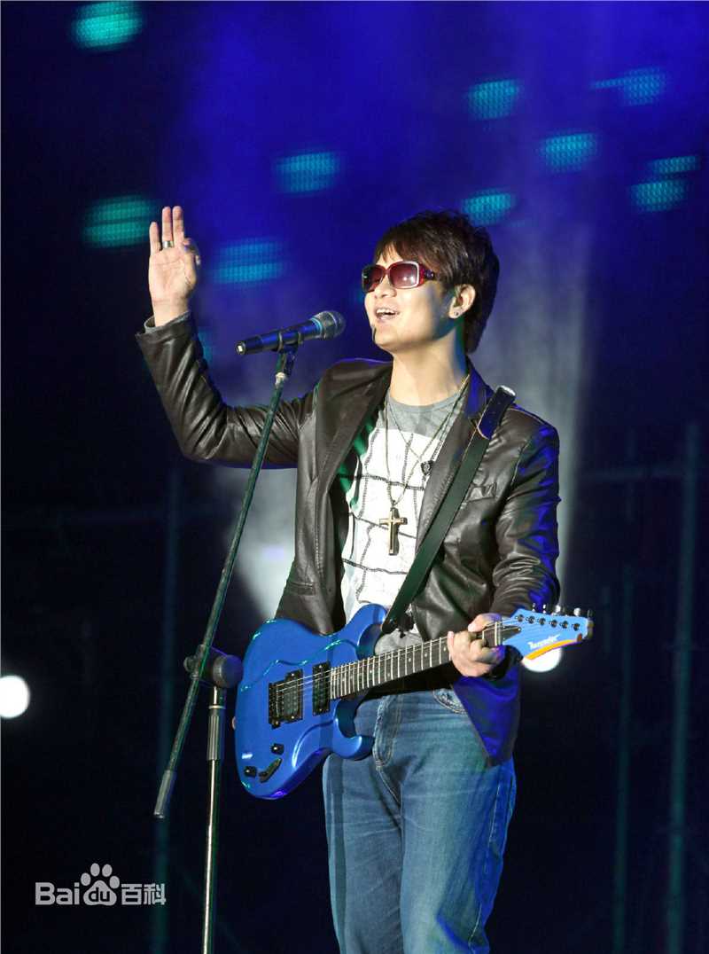 王心凌(Cyndi Wang)许嵩杨晨晖歌友会生活照相册