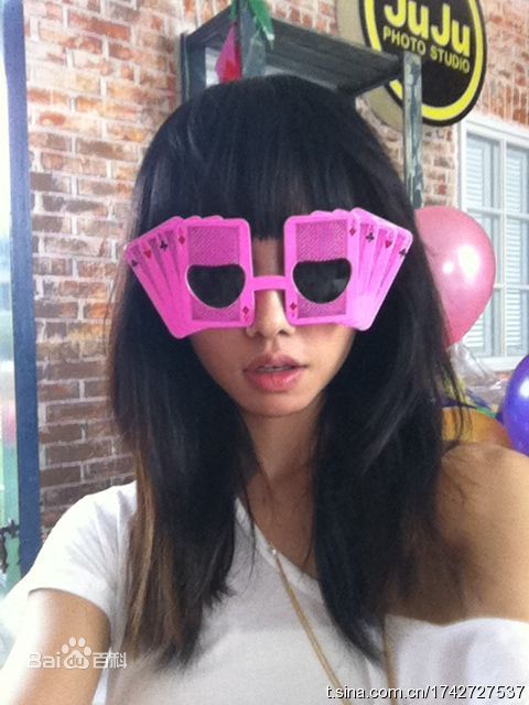 蔡依林(Jolin Tsai、 （韩）、ツァイ イーリン（日）、 （泰）)Jolin个性超萌瞬间素颜照相册