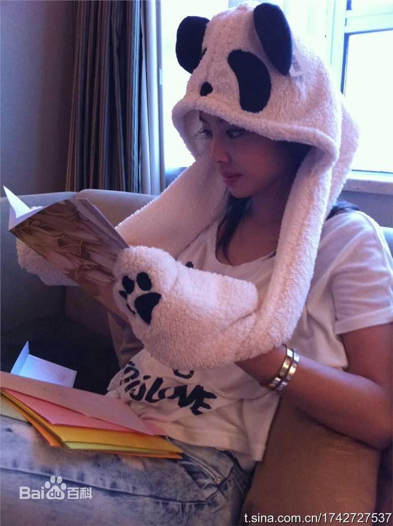 蔡依林(Jolin Tsai、 （韩）、ツァイ イーリン（日）、 （泰）)Jolin个性超萌瞬间素颜照相册