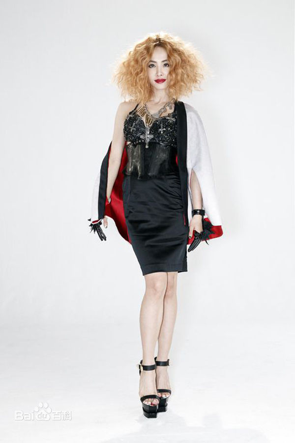 高清蔡依林(Jolin Tsai、 （韩）、ツァイ イーリン（日）、 （泰）)在2014《呸》中的图集