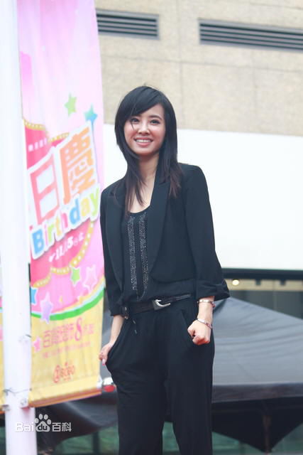 最全蔡依林(Jolin Tsai、 （韩）、ツァイ イーリン（日）、 （泰）)在2010.11.6 Jolin台中《Myself》改版签唱会中的壁纸