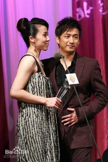 孙莉夫妇一起出席活动图片图集