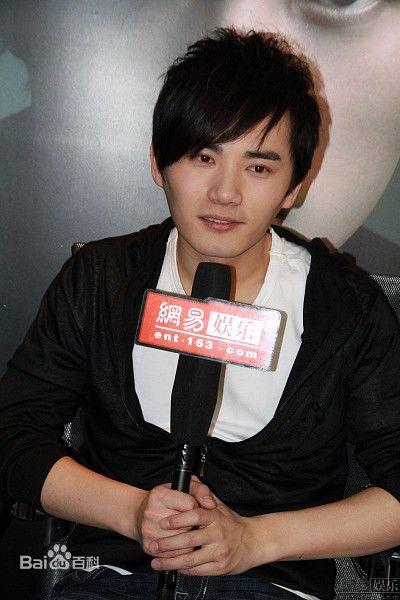 精选黄阅(Ivan)图片