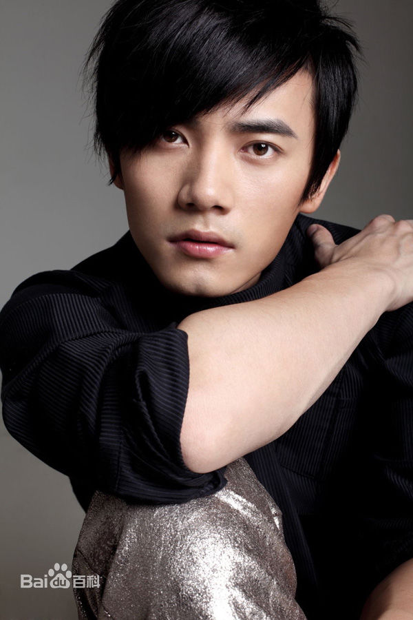 精选黄阅(Ivan)图片